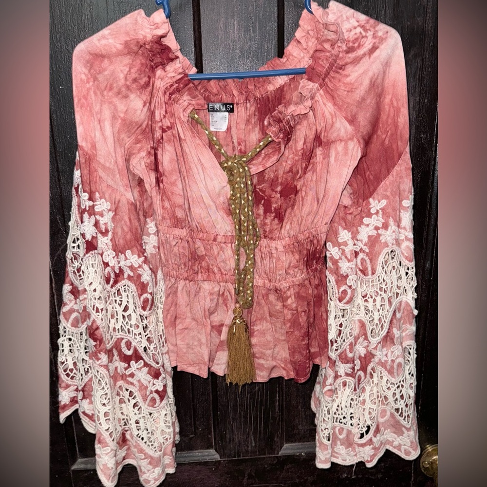 VENUS- Off shoulder western style cropped flare-sleeved top!